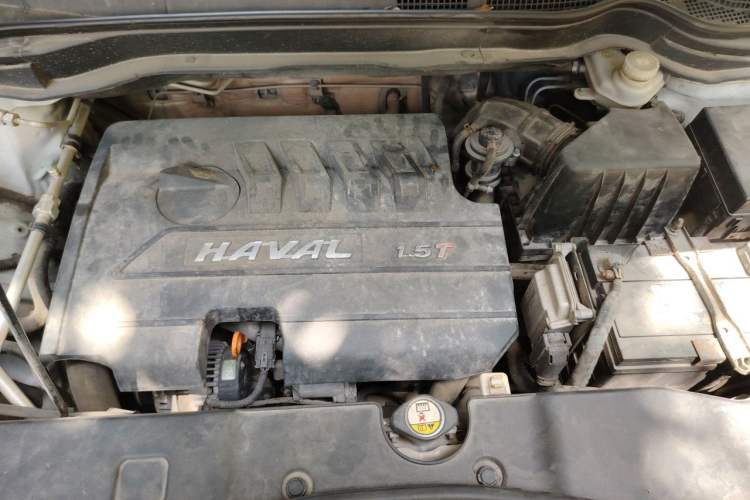 Used Haval H6 2014 Sport Version 1.5T Manual Two-Wheel Drive Elite Edition Engine Bay
