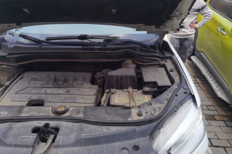 Used Haval H6 2014 Sport Version 1.5T Manual Two-Wheel Drive Elite Edition Engine Bay Left