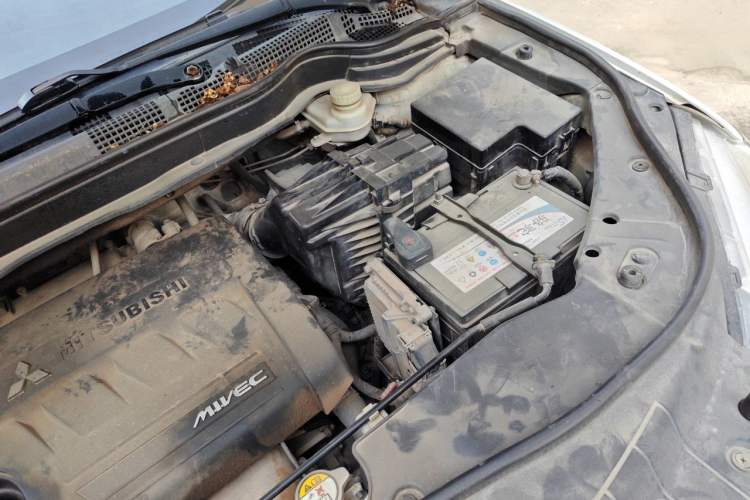 Used Haval H6 2014 Sport Edition 2.4L Automatic Elite Model Engine Bay Left