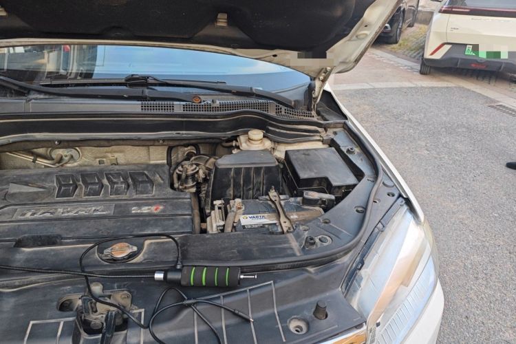 Used Haval H6 2014 Sport Version 1.5T Manual Two-Wheel Drive Elite Edition Engine Bay Left
