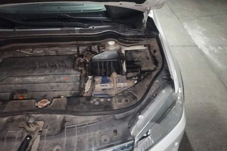 Used Haval H6 2014 Sport Version 1.5T Manual Two-Wheel Drive Elite Edition Engine Bay Left