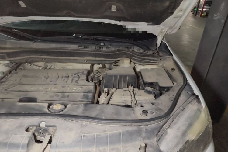 Used Haval H6 2014 Sport Version 1.5T Manual Two-Wheel Drive Elite Edition Engine Bay Left