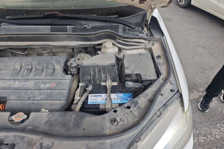 Used Haval H6 2014 Sport Version 1.5T Manual Two-Wheel Drive Elite Edition Engine Bay Left