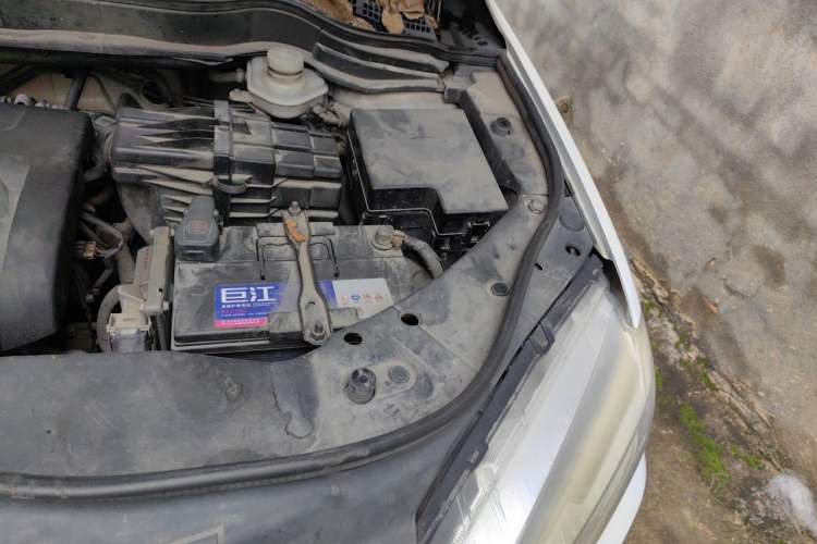 Used Haval H6 2014 Sport Edition 2.4L Automatic Elite Model Engine Bay Left