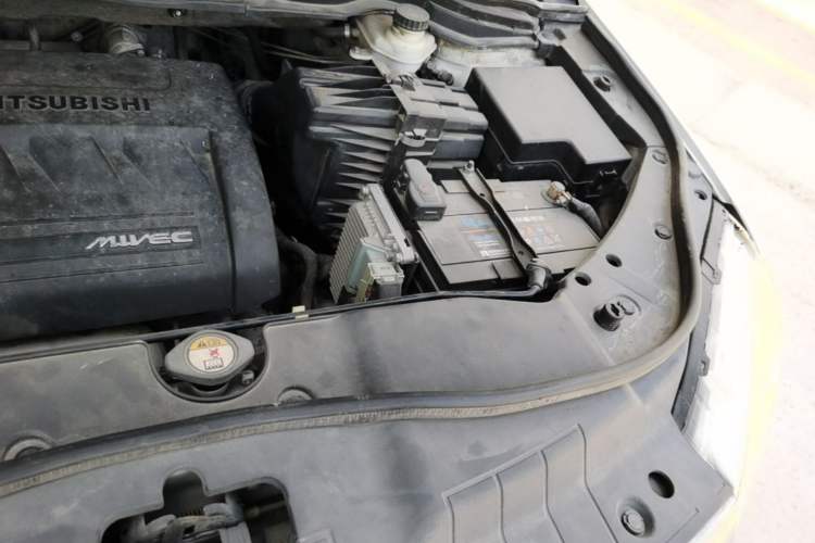 Used Haval H6 2014 Sport Edition 2.4L Automatic Elite Model Engine Bay Left