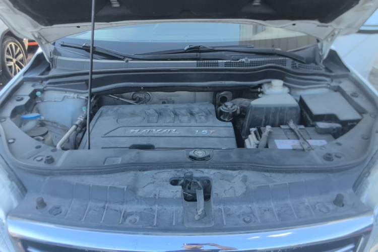 Used Haval H6 2014 Sport Version 1.5T Manual Two-Wheel Drive Elite Edition Engine Bay