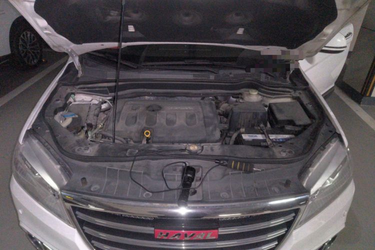 Used Haval H6 2014 Sport Edition 2.0T Diesel Manual 4x4 Elite Model Engine Bay