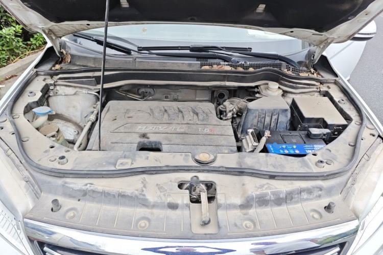 Used Haval H6 2014 Sport Version 1.5T Manual Two-Wheel Drive Elite Edition Engine Bay
