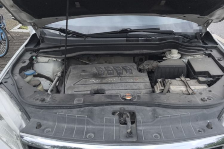 Used Haval H6 2014 Sport Version 1.5T Manual Two-Wheel Drive Elite Edition Engine Bay