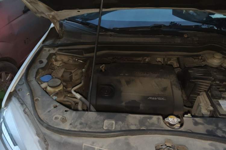 Used Haval H6 2014 Sport Edition 2.4L Automatic Elite Model Engine Bay Right
