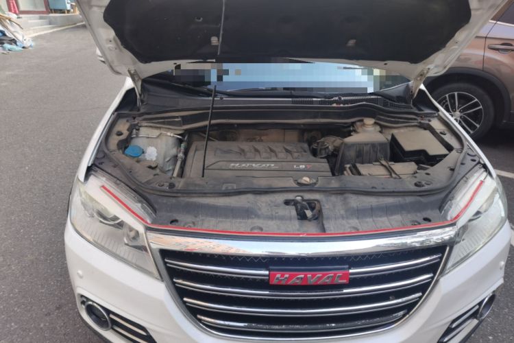 Used Haval H6 2014 Sport Version 1.5T Manual Two-Wheel Drive Elite Edition Engine Bay Right