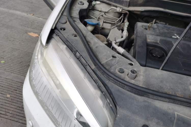 Used Haval H6 2014 Sport Edition 2.4L Automatic Elite Model Engine Bay Right