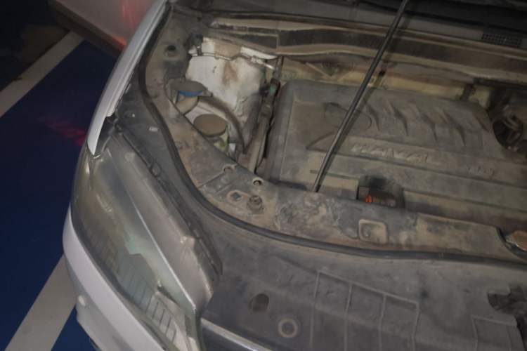 Used Haval H6 2014 Sport Version 1.5T Manual Two-Wheel Drive Elite Edition Engine Bay Right