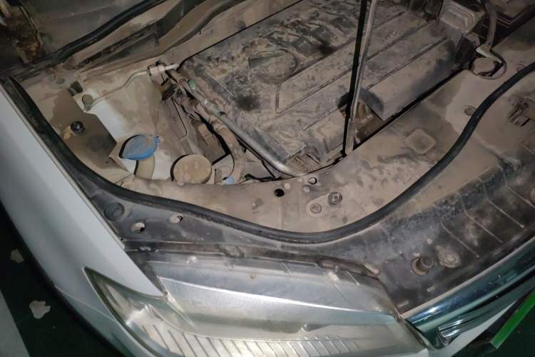 Used Haval H6 2014 Sport Version 1.5T Manual Two-Wheel Drive Elite Edition Engine Bay Right