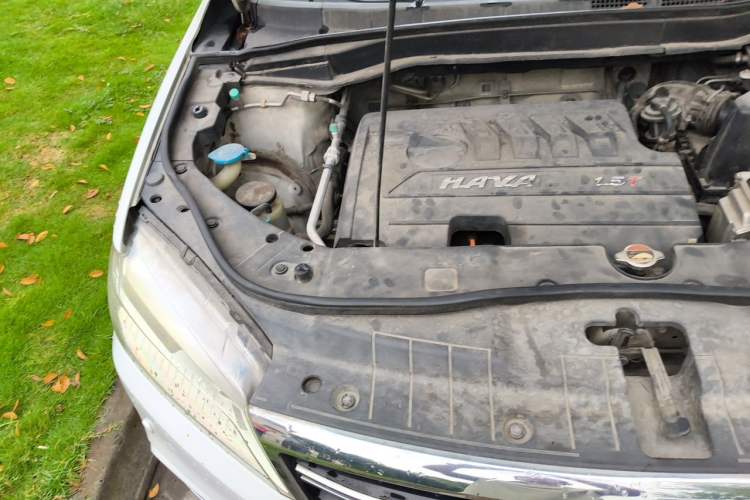 Used Haval H6 2014 Sport Version 1.5T Manual Two-Wheel Drive Elite Edition Engine Bay Right
