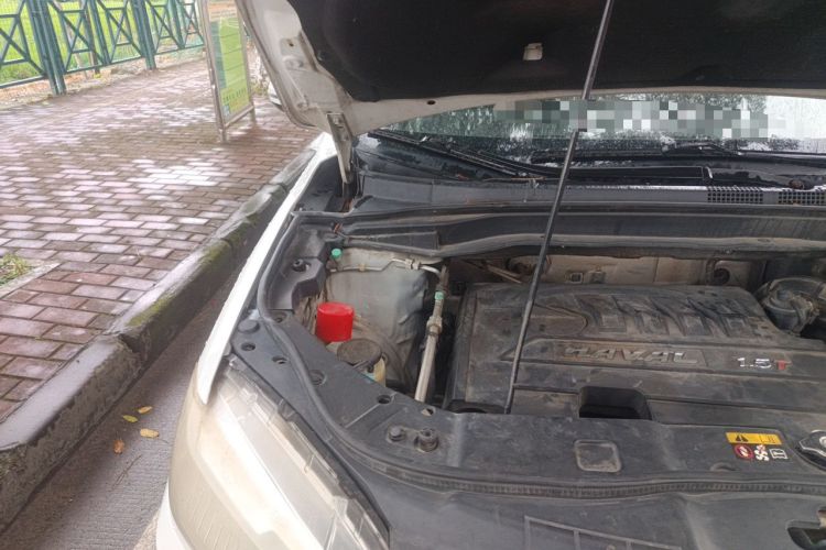 Used Haval H6 2014 Sport Version 1.5T Manual Two-Wheel Drive Elite Edition Engine Bay Right