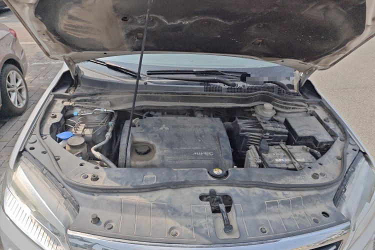 Used Haval H6 2014 Sport Edition 2.4L Automatic Elite Model Engine Bay