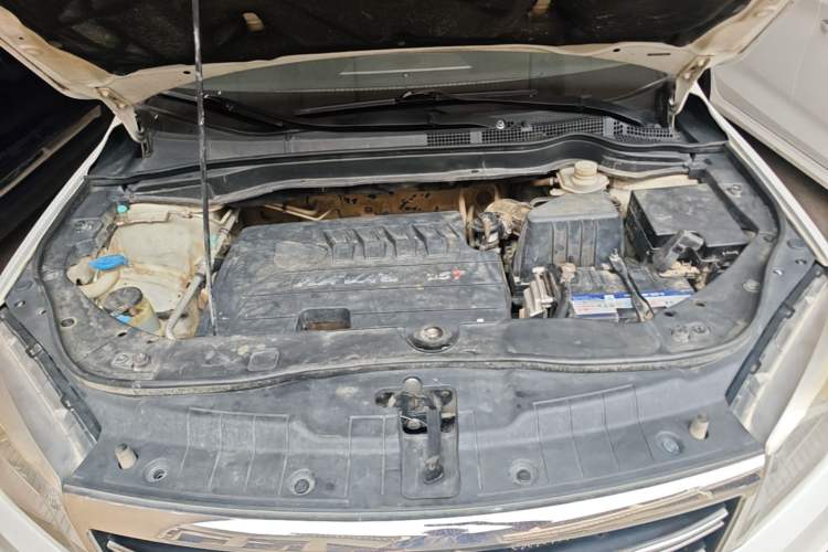 Used Haval H6 2014 Sport Version 1.5T Manual Two-Wheel Drive Elite Edition Engine Bay