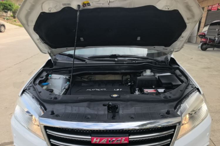 Used Haval H6 2014 Sport Version 1.5T Manual Two-Wheel Drive Elite Edition Engine Bay