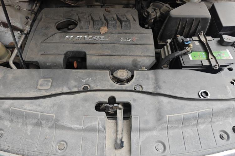 Used Haval H6 2014 Sport Version 1.5T Manual Two-Wheel Drive Elite Edition Engine Bay