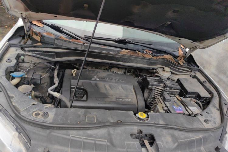 Used Haval H6 2014 Sport Edition 2.4L Automatic Elite Model Engine Bay