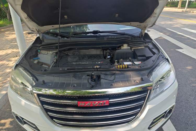 Used Haval H6 2014 Sport Version 1.5T Manual Two-Wheel Drive Elite Edition Engine Bay