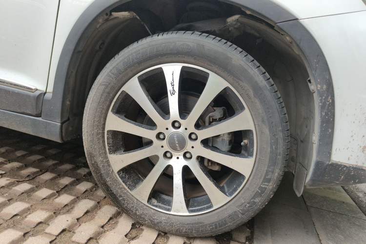 Used Haval H6 2014 Sport Edition 2.4L Automatic Elite Model Exterior 1