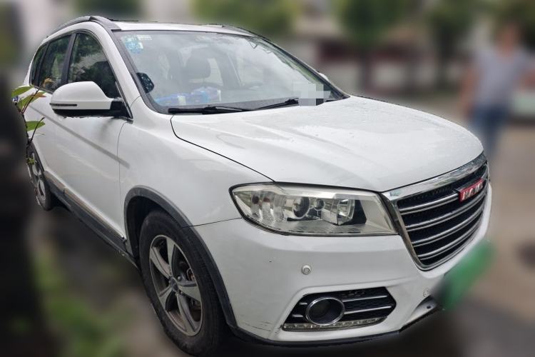 Used Haval H6 2014 Sport Edition 2.0T Diesel Manual Two-Wheel-Drive Elite Model Exterior 2