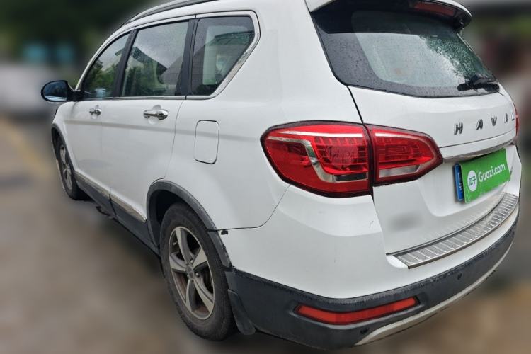 Used Haval H6 2014 Sport Edition 2.0T Diesel Manual Two-Wheel-Drive Elite Model Exterior 3