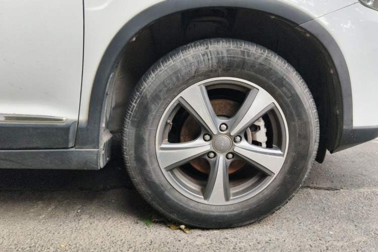 Used Haval H6 2014 Sport Version 1.5T Manual Two-Wheel Drive Elite Edition Exterior 4