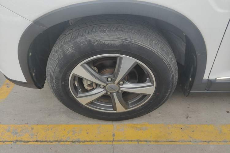 Used Haval H6 2014 Sport Version 1.5T Manual Two-Wheel Drive Elite Edition Exterior 4