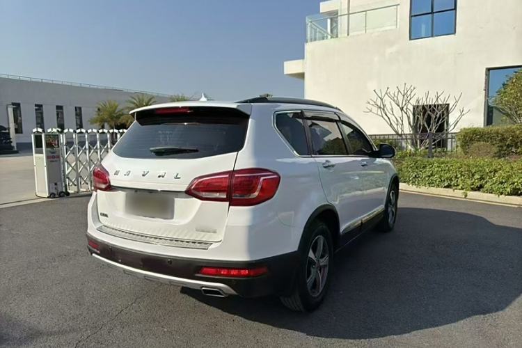 Used Haval H6 2014 Sport Edition 2.4L Automatic Elite Model Exterior 5
