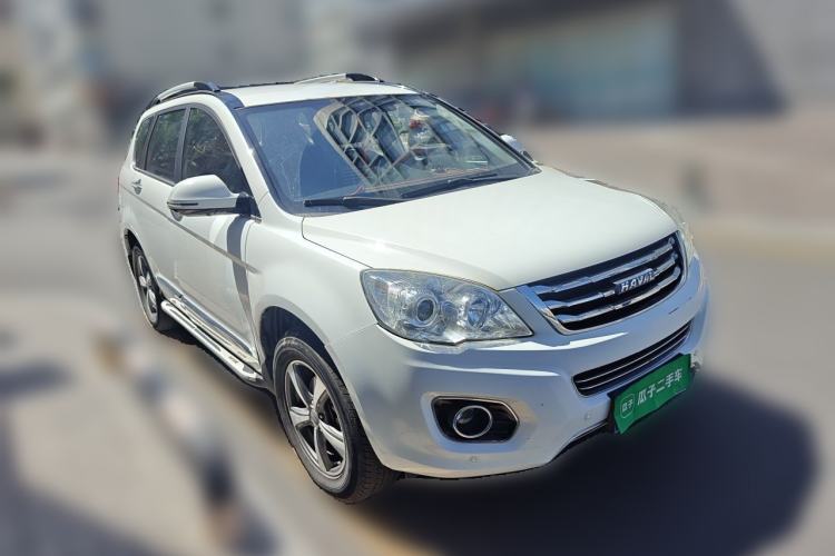 Used Haval H6 2014 Upgraded Model 2.0T Diesel Manual Two-Wheel Drive Elite Version Front Right 45 Deg