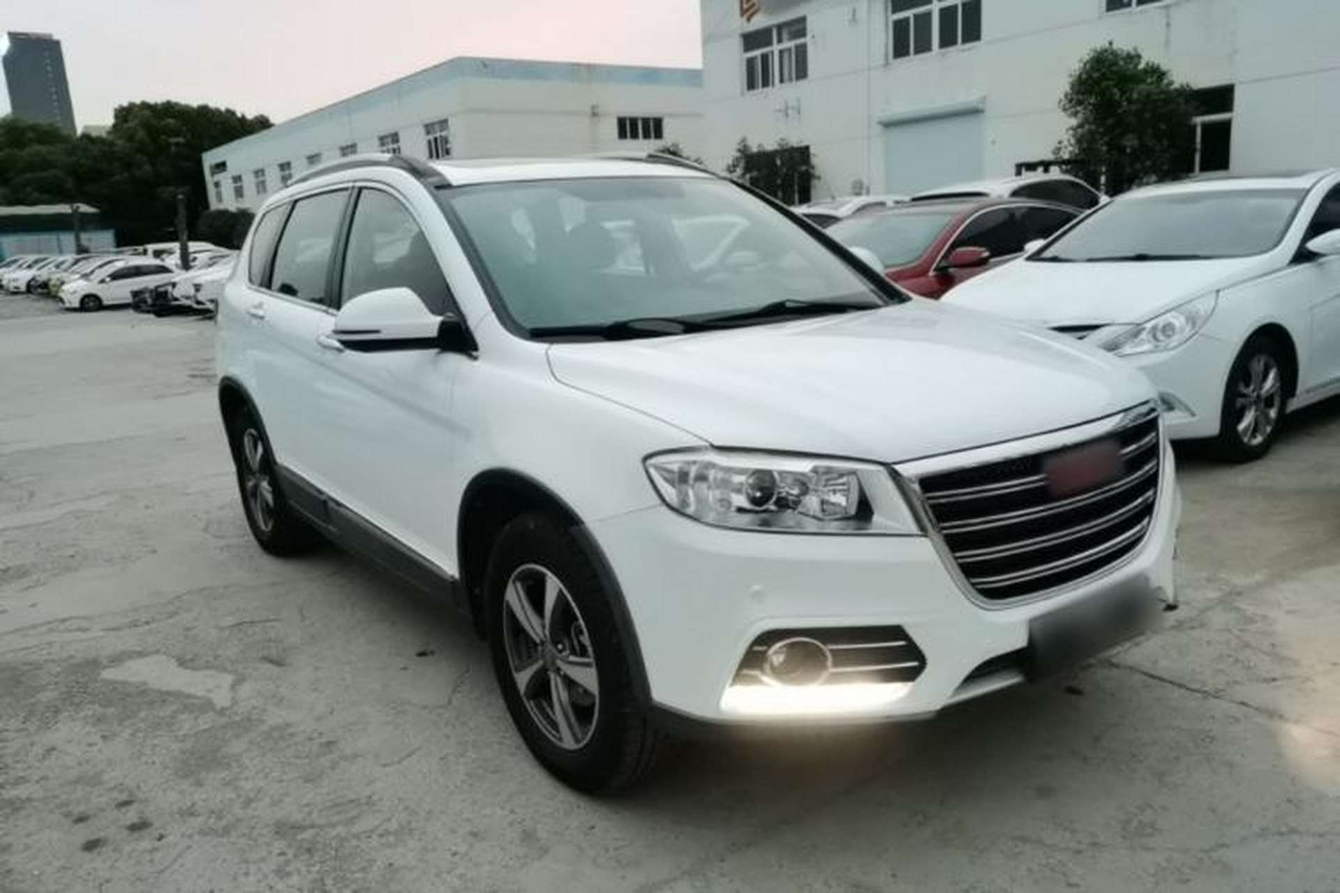 Used Haval H6 2014 Sport Edition 2.4L Automatic Elite Model Front Right 45 Deg