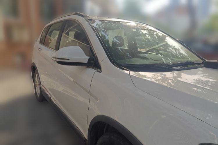 Used Haval H6 2014 Sport Version 1.5T Manual Two-Wheel Drive Elite Edition Front Right 45 Deg