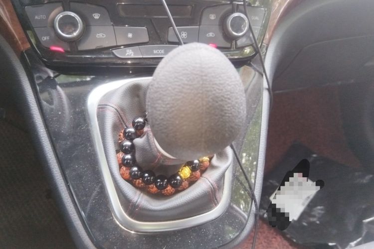 Used Haval H6 2014 Sport Version 1.5T Manual Two-Wheel Drive Elite Edition Gear Lever