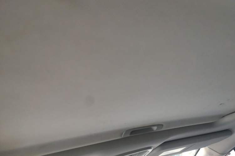 Used Haval H6 2014 Sport Version 1.5T Manual Two-Wheel Drive Elite Edition Headliner