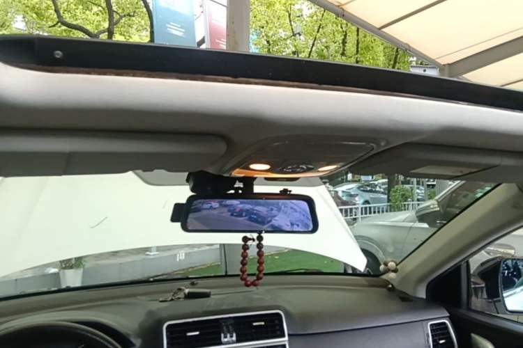 Used Haval H6 2014 Sport Version 1.5T Manual Two-Wheel Drive Elite Edition Headliner