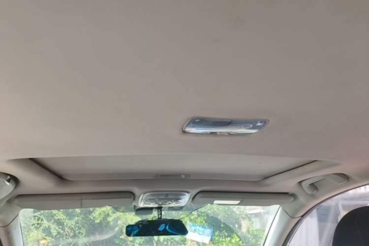 Used Haval H6 2014 Sport Edition 2.0T Diesel Manual Two-Wheel-Drive Elite Model Headliner