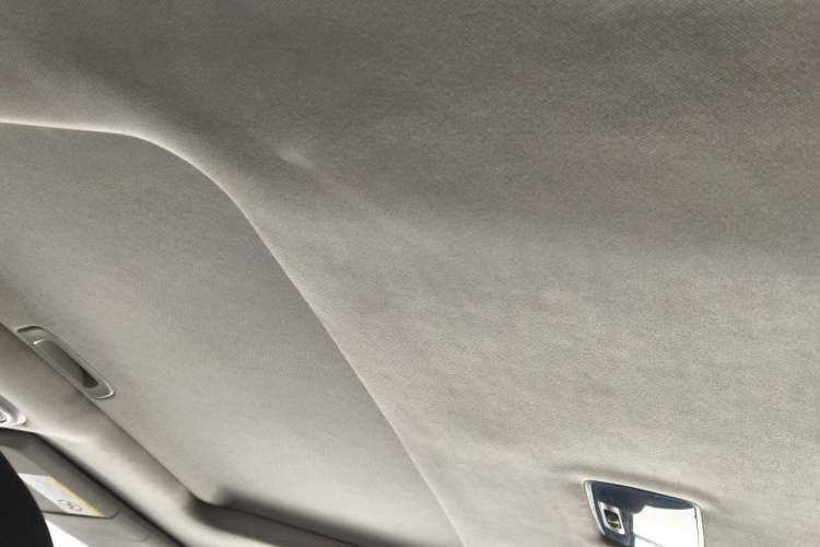 Used Haval H6 2014 Sport Version 1.5T Manual Two-Wheel Drive Elite Edition Headliner