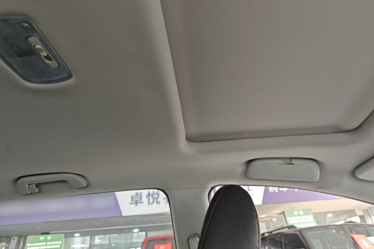 Used Haval H6 2014 Sport Version 1.5T Manual Two-Wheel Drive Elite Edition Headliner
