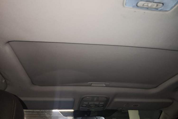 Used Haval H6 2014 Sport Version 1.5T Manual Two-Wheel Drive Elite Edition Headliner