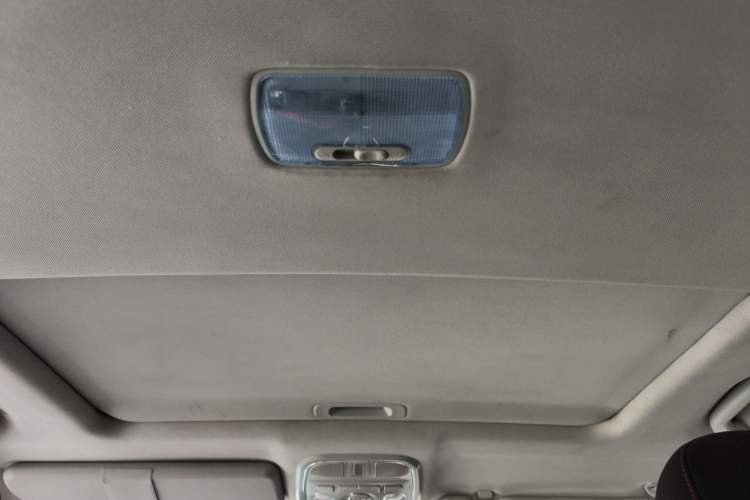 Used Haval H6 2014 Sport Version 1.5T Manual Two-Wheel Drive Elite Edition Headliner