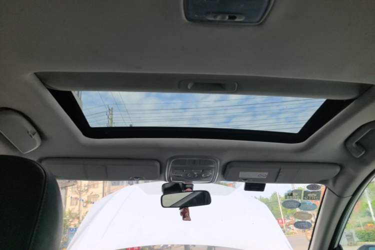 Used Haval H6 2014 Sport Version 1.5T Manual Two-Wheel Drive Elite Edition Headliner