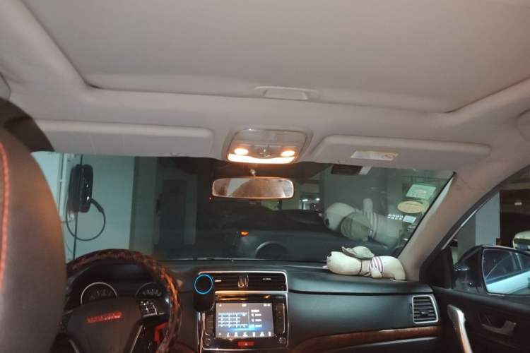 Used Haval H6 2014 Sport Version 1.5T Manual Two-Wheel Drive Elite Edition Headliner