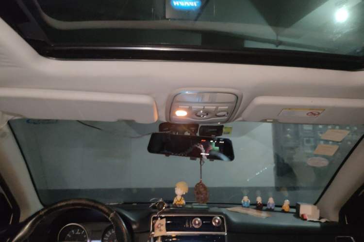 Used Haval H6 2014 Sport Edition 1.5T Manual 4x4 Elite Model Headliner