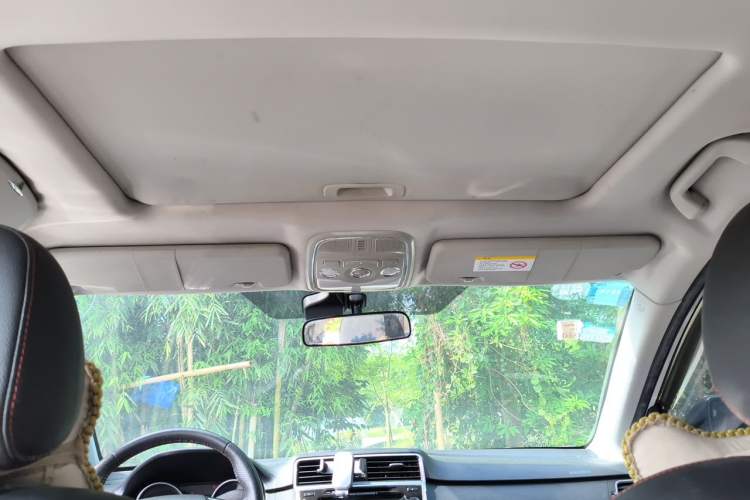 Used Haval H6 2014 Sport Version 1.5T Manual Two-Wheel Drive Elite Edition Headliner