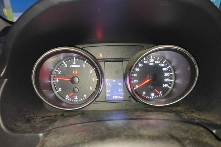 Used Haval H6 2014 Sport Version 1.5T Manual Two-Wheel Drive Elite Edition Instrument Cluster