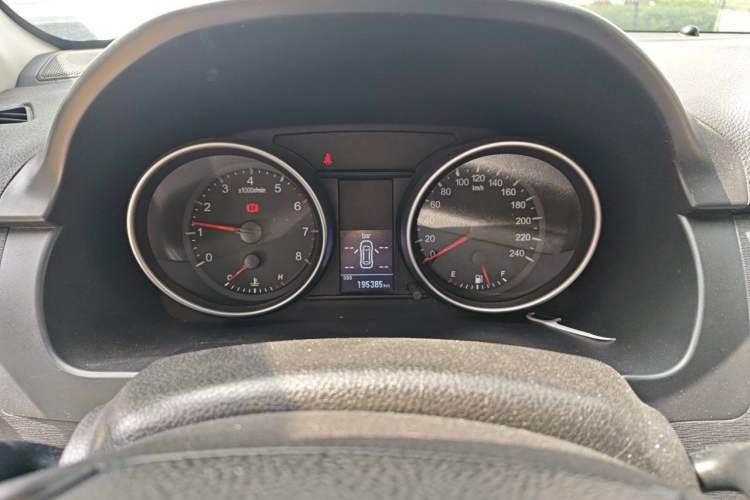 Used Haval H6 2014 Sport Version 1.5T Manual Two-Wheel Drive Elite Edition Instrument Cluster