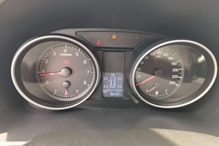 Used Haval H6 2014 Sport Version 1.5T Manual Two-Wheel Drive Elite Edition Instrument Cluster
